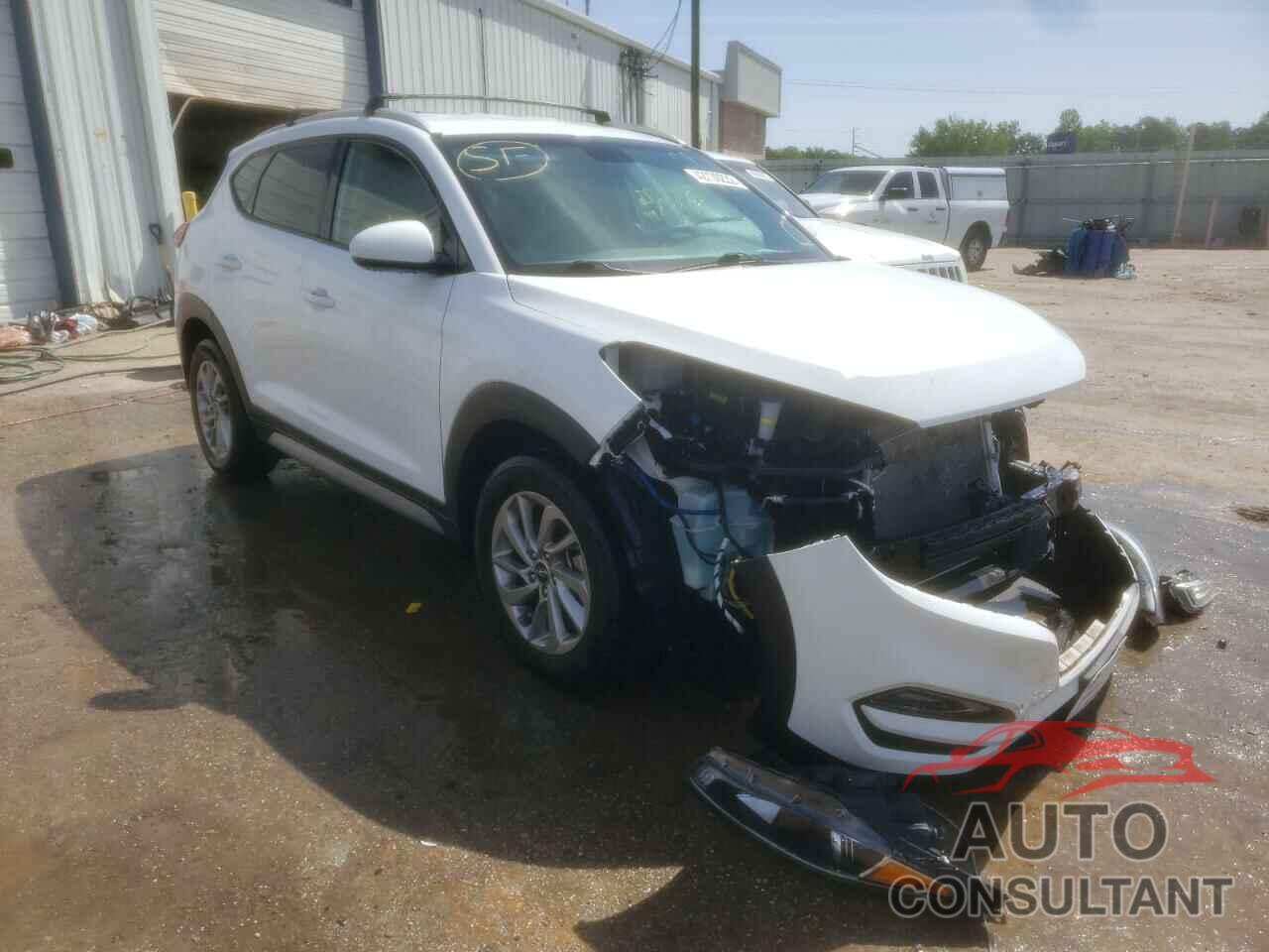 HYUNDAI TUCSON 2018 - KM8J33A42JU691102