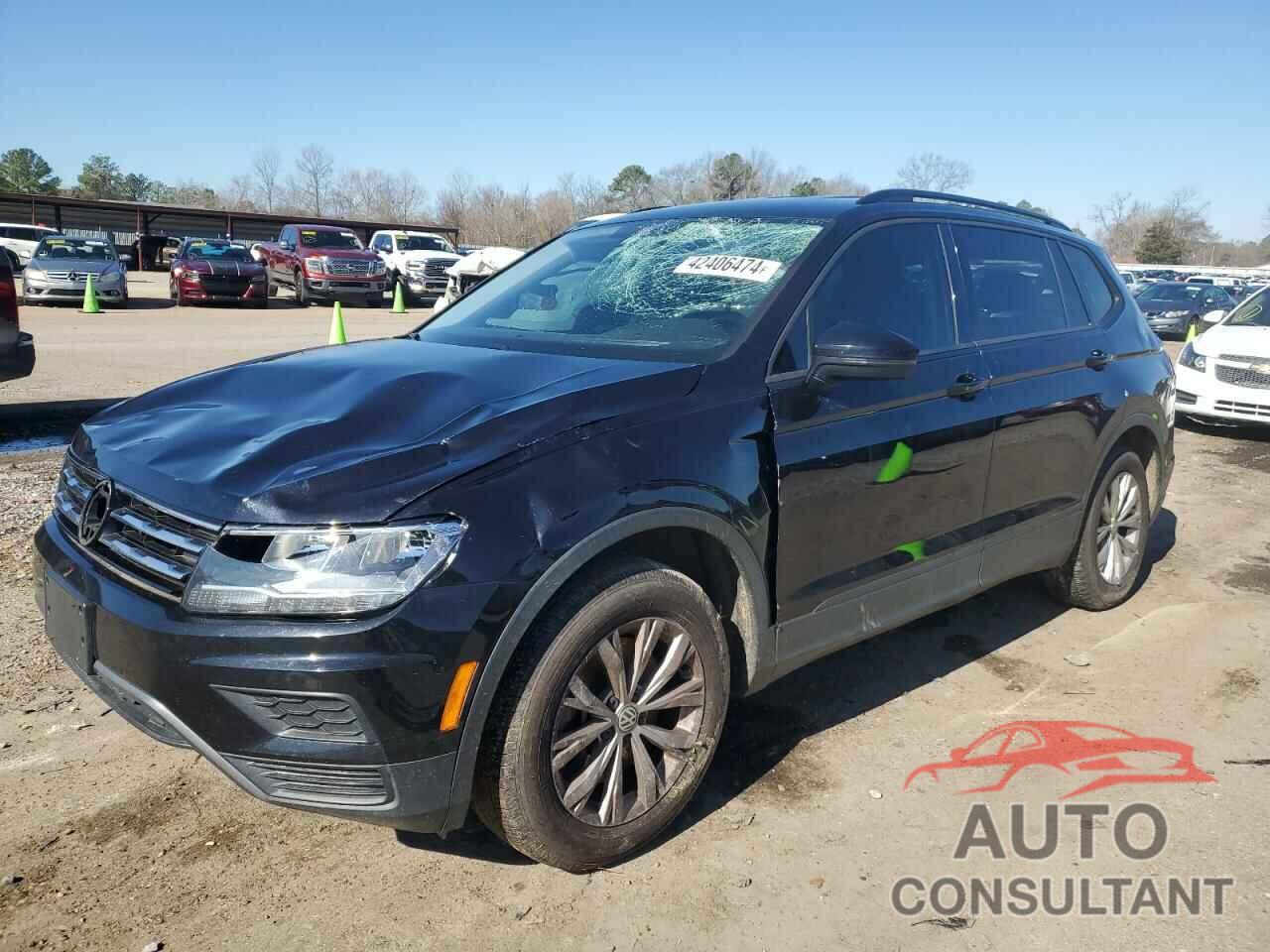 VOLKSWAGEN TIGUAN 2018 - 3VV1B7AX9JM083141