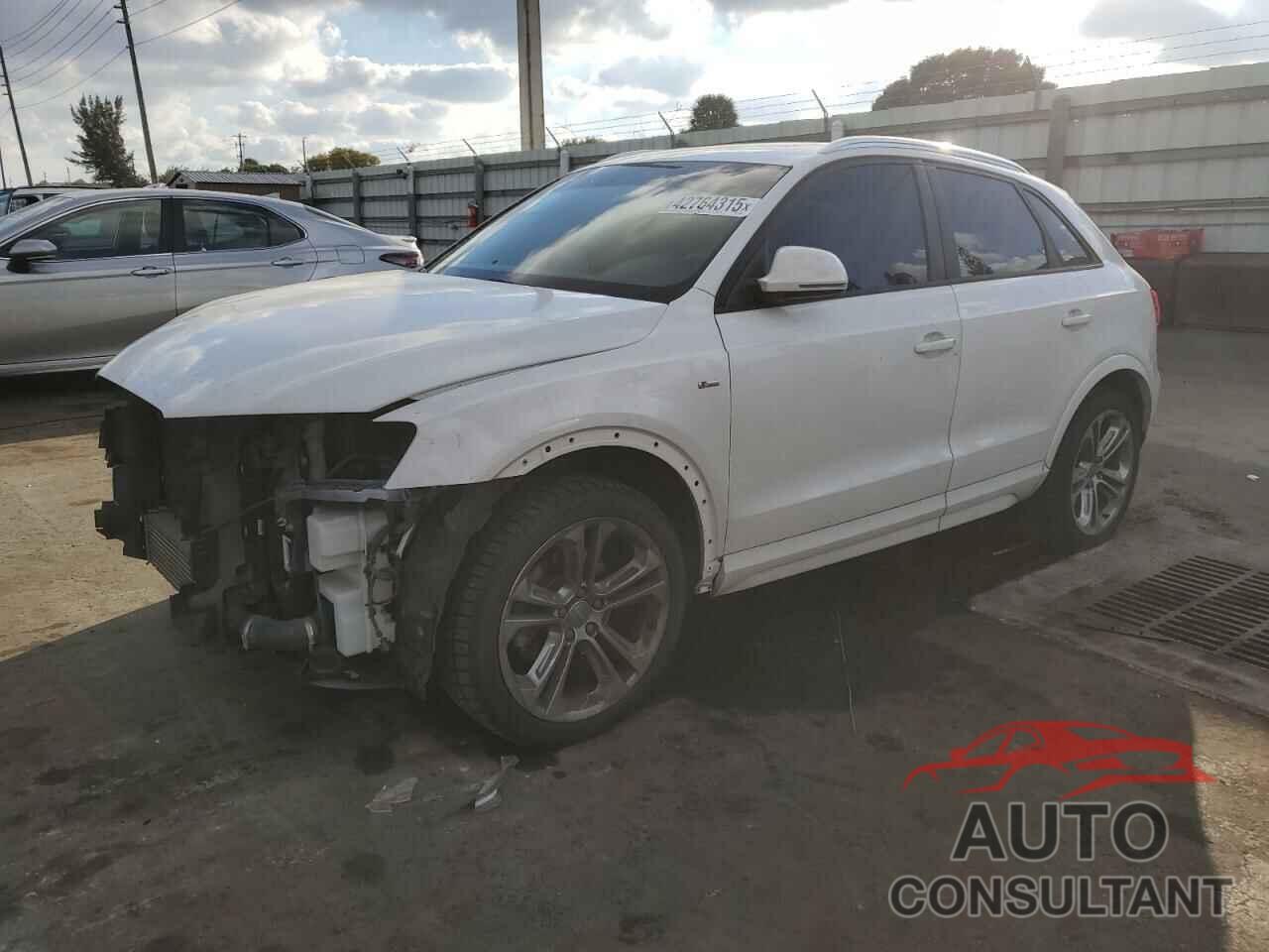 AUDI Q3 2018 - WA1BCCFS4JR016932