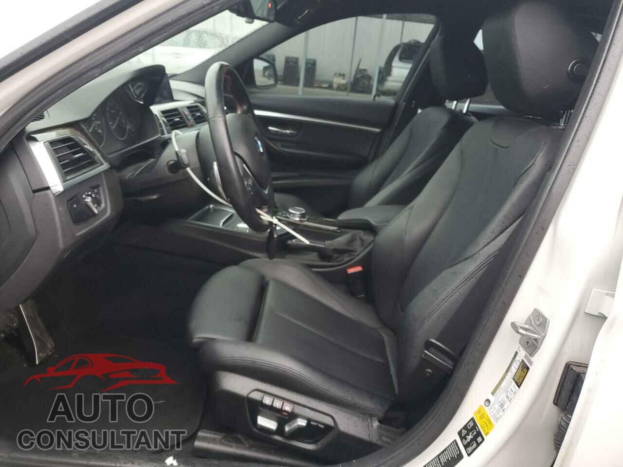 BMW 3 SERIES 2016 - WBA8E3G56GNU02574