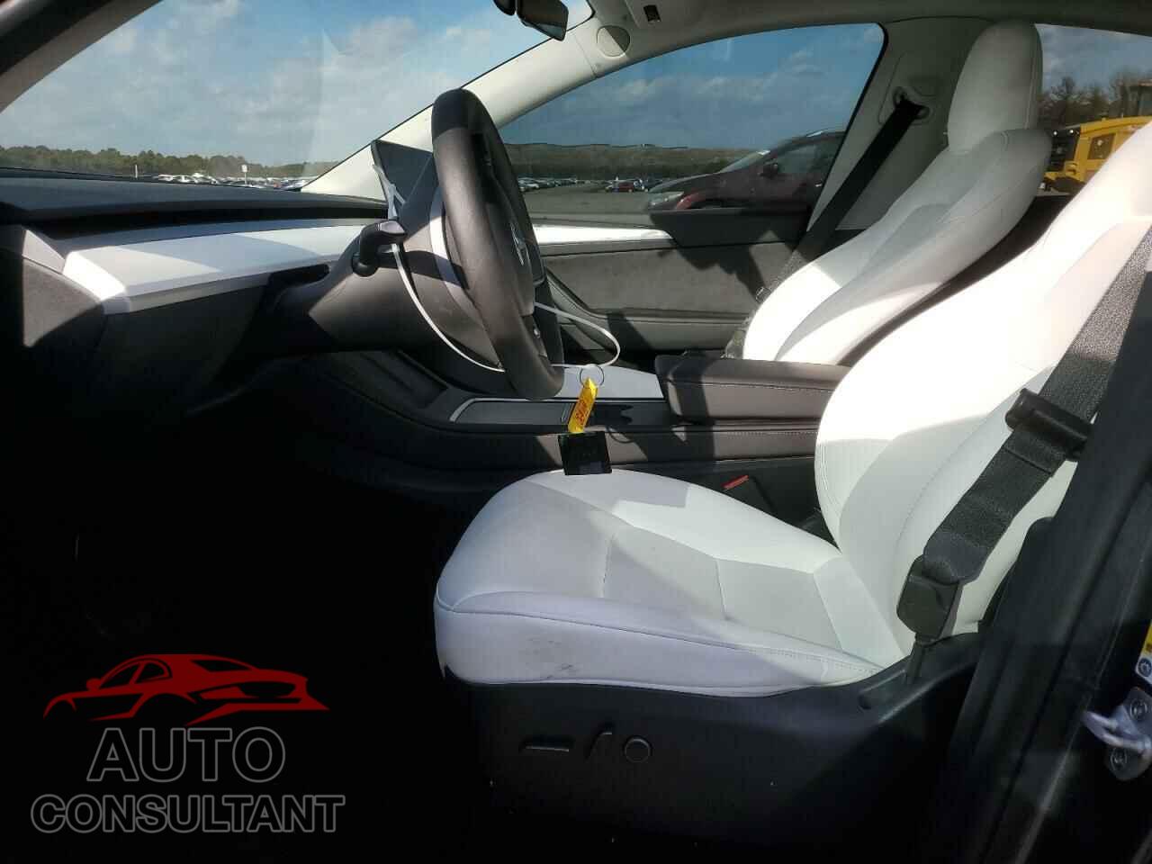 TESLA MODEL Y 2023 - 7SAYGDEE2PF892454