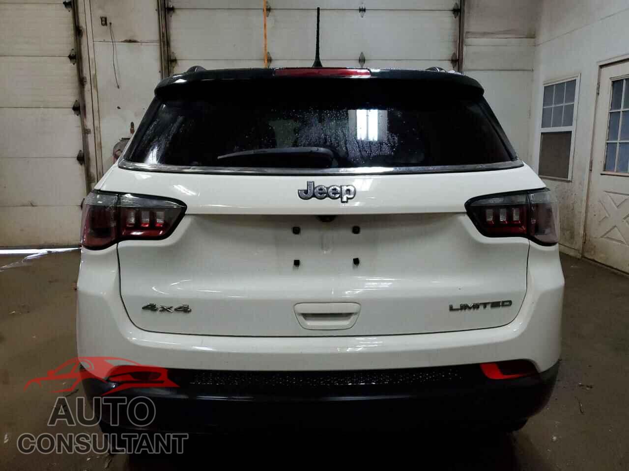 JEEP COMPASS 2019 - 3C4NJDCB4KT842109