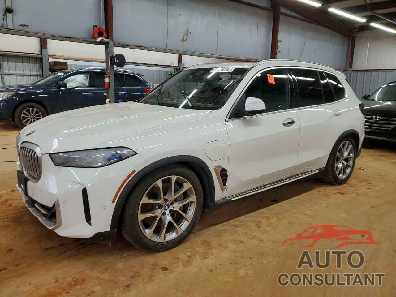 BMW X5 2024 - 5UX43EU04R9U03843