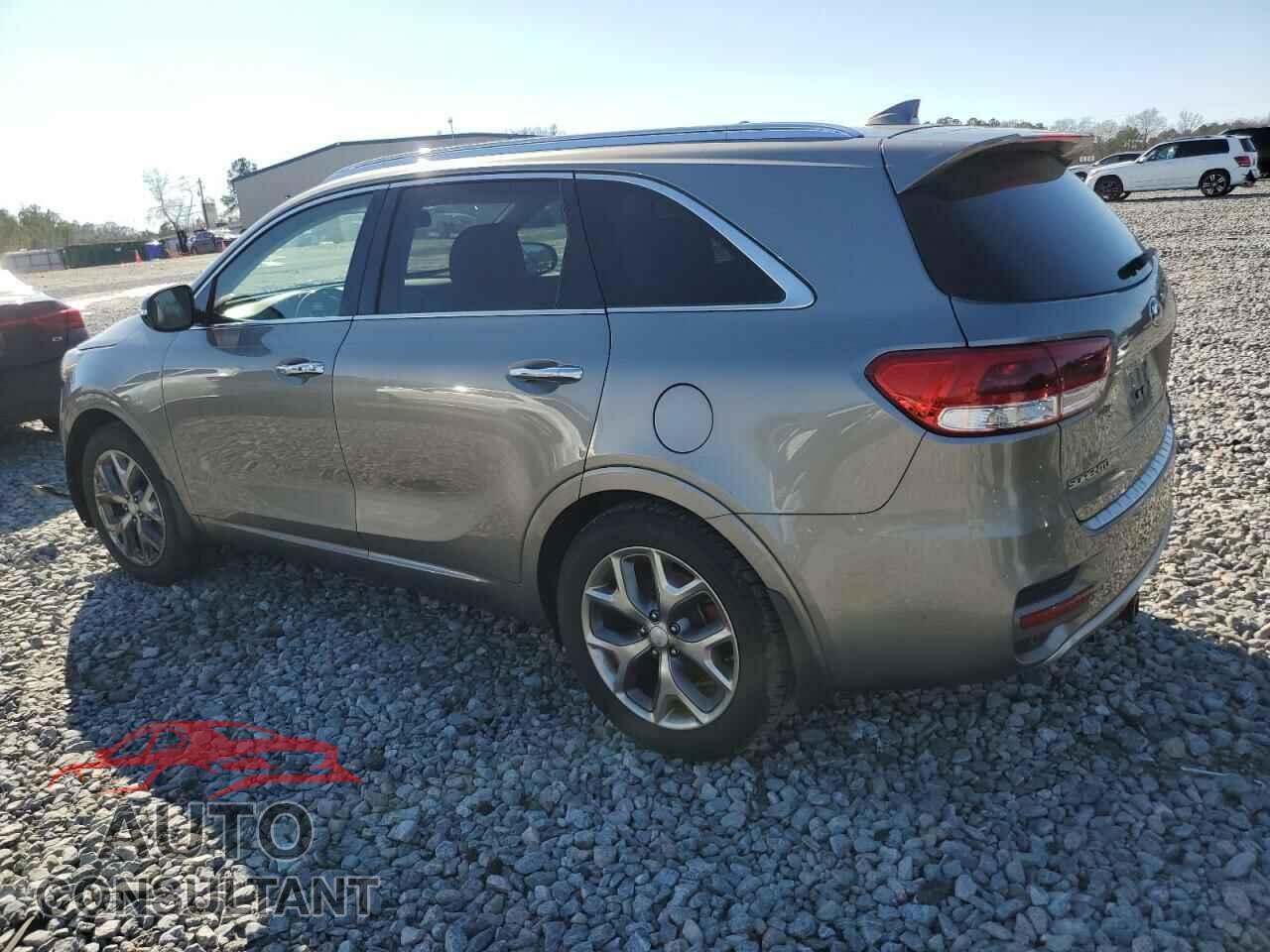 KIA SORENTO 2017 - 5XYPK4A56HG227659