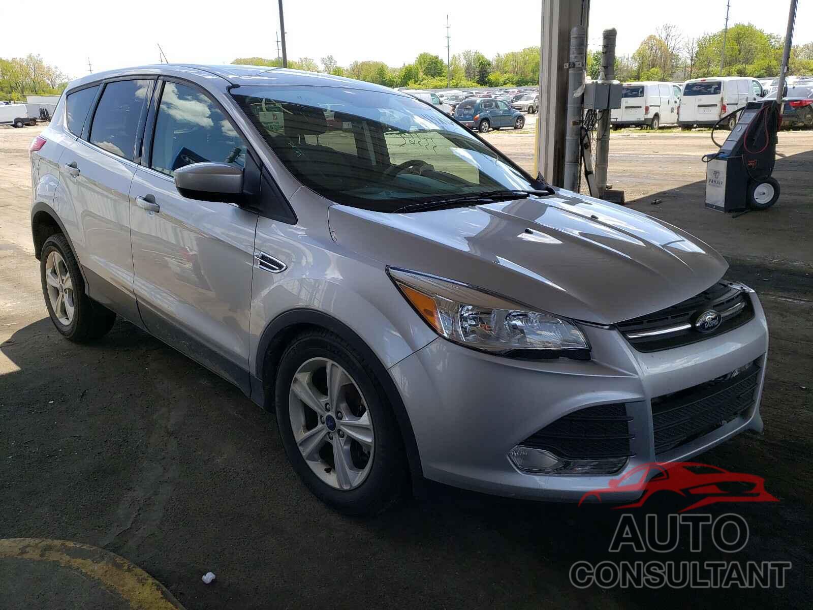 FORD ESCAPE 2016 - 1FMCU9G95GUC24812