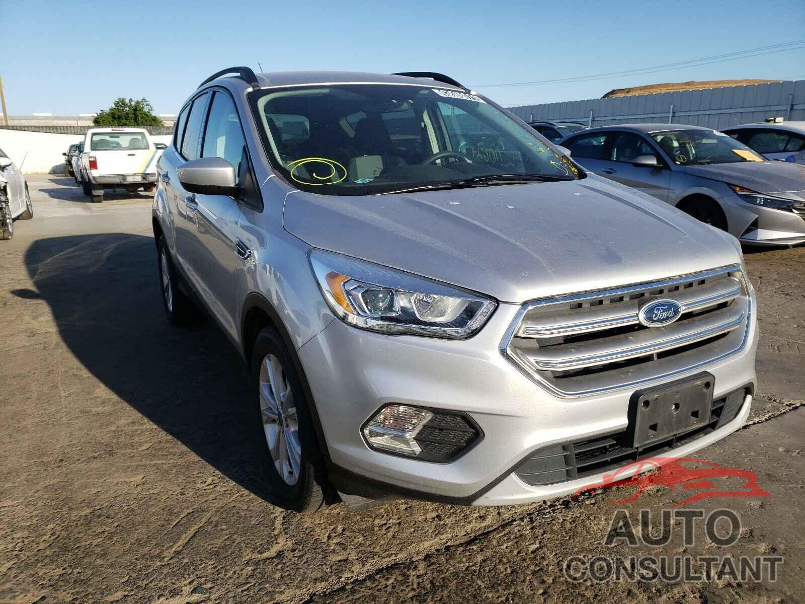 FORD ESCAPE 2017 - 1FMCU0GD1HUB61693
