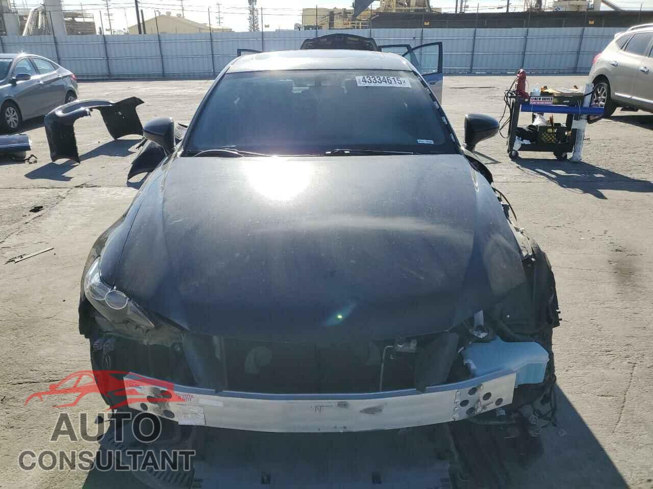 LEXUS IS 2014 - JTHBF1D20E5031556
