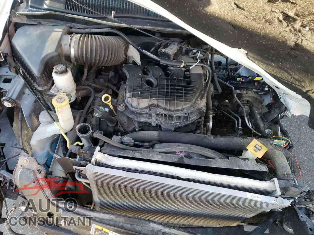 DODGE CARAVAN 2013 - 2C4RDGCG8DR820318