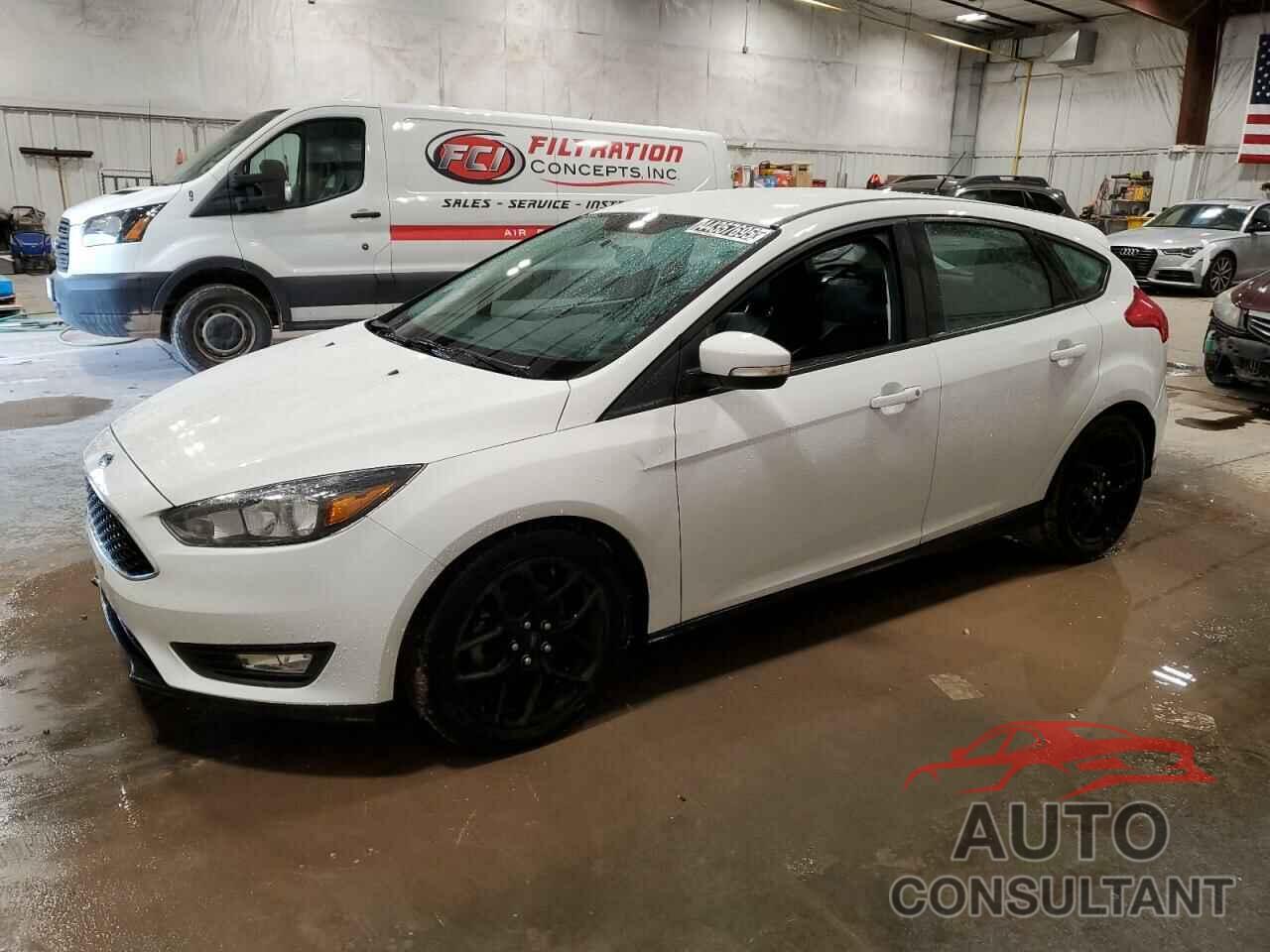 FORD FOCUS 2016 - 1FADP3K27GL214429