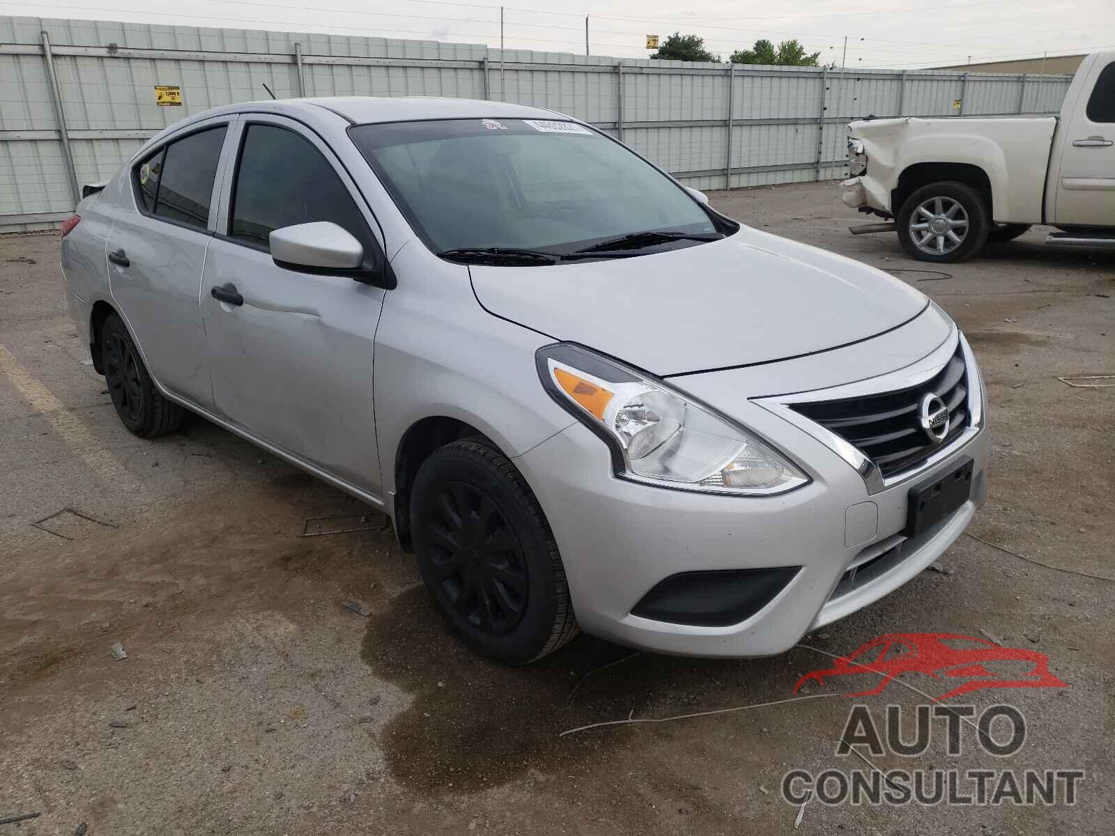 NISSAN VERSA 2018 - 3N1CN7AP0JL822114