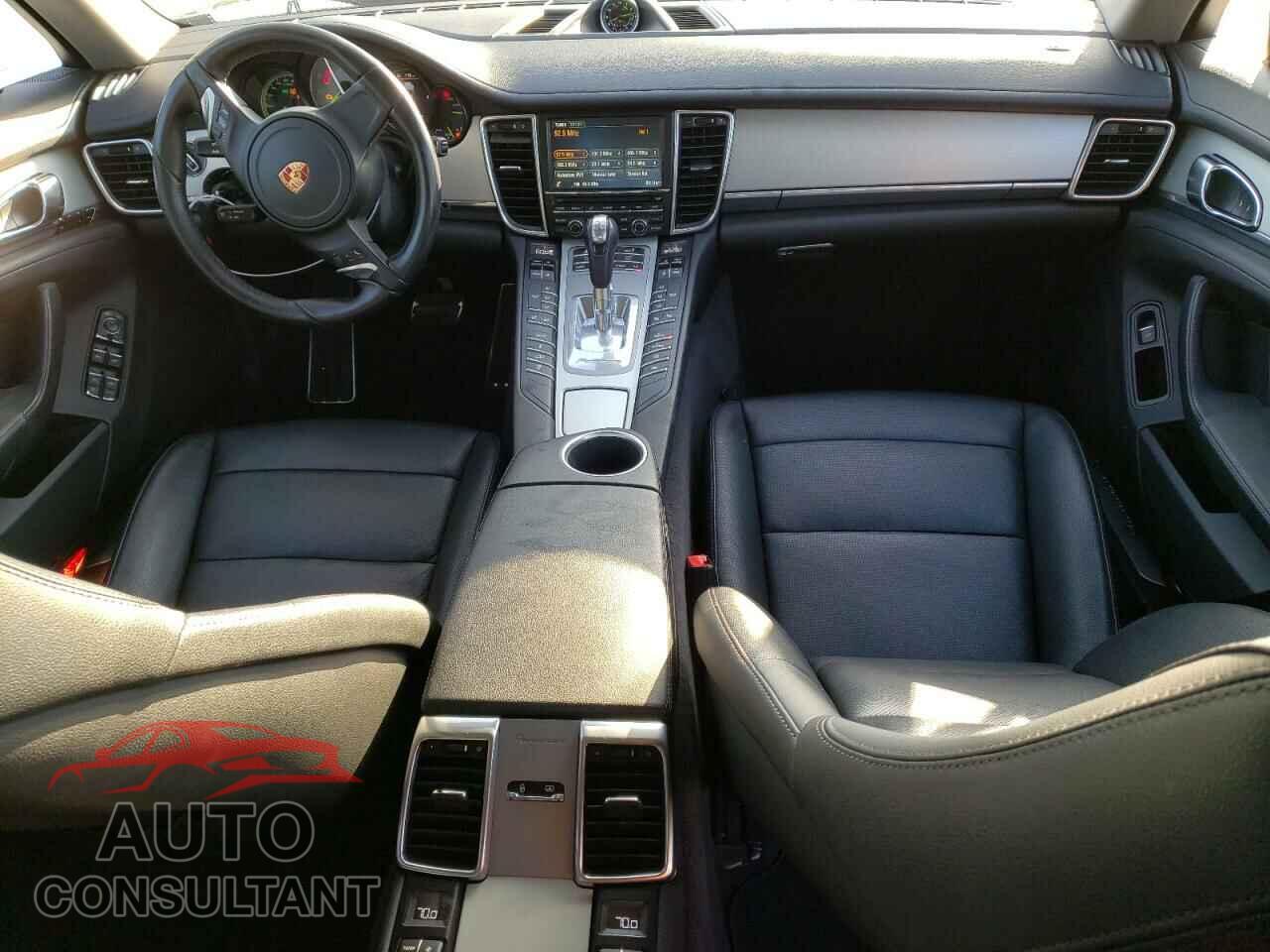 PORSCHE PANAMERA 2016 - WP0AD2A71GL040015