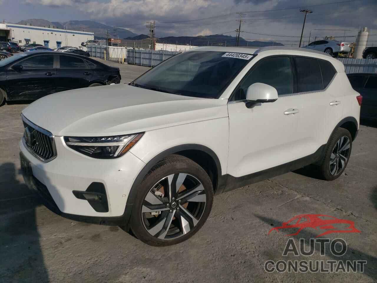VOLVO XC40 ULTIM 2024 - YV4L12UF9R2331405