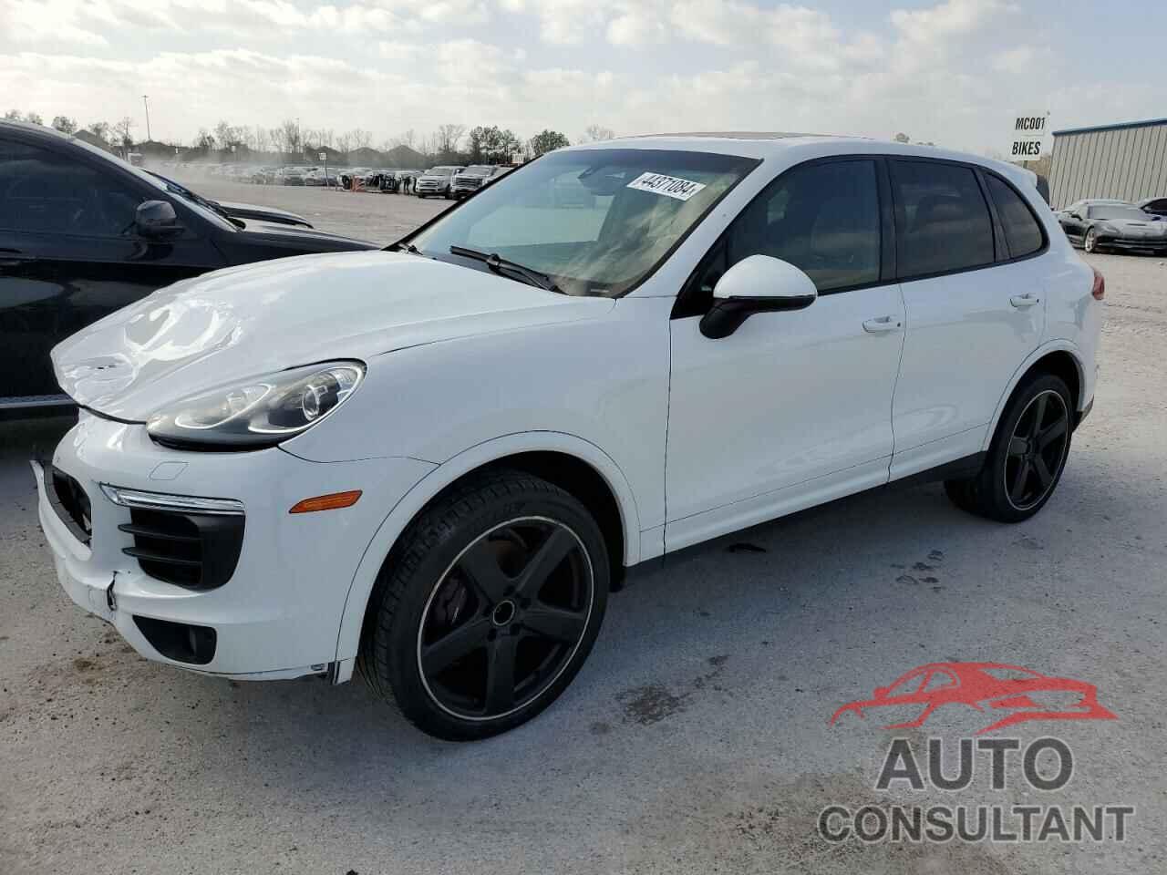 PORSCHE CAYENNE 2018 - WP1AA2A27JKA05794