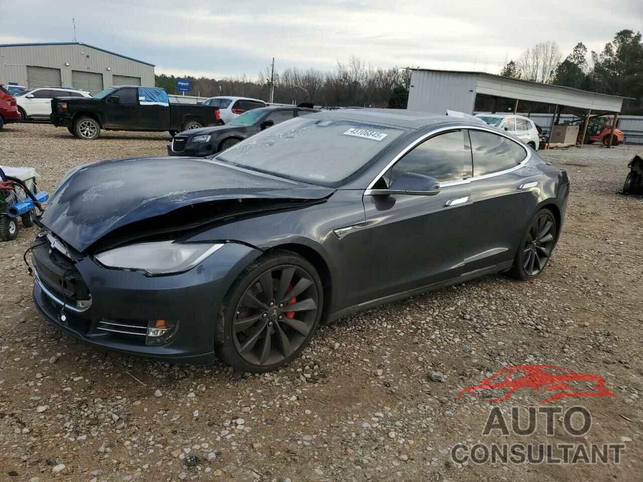 TESLA MODEL S 2015 - 5YJSA1E48FF113079