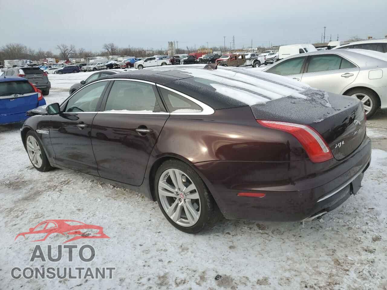 JAGUAR XJ 2017 - SAJWA2G77H8W10384