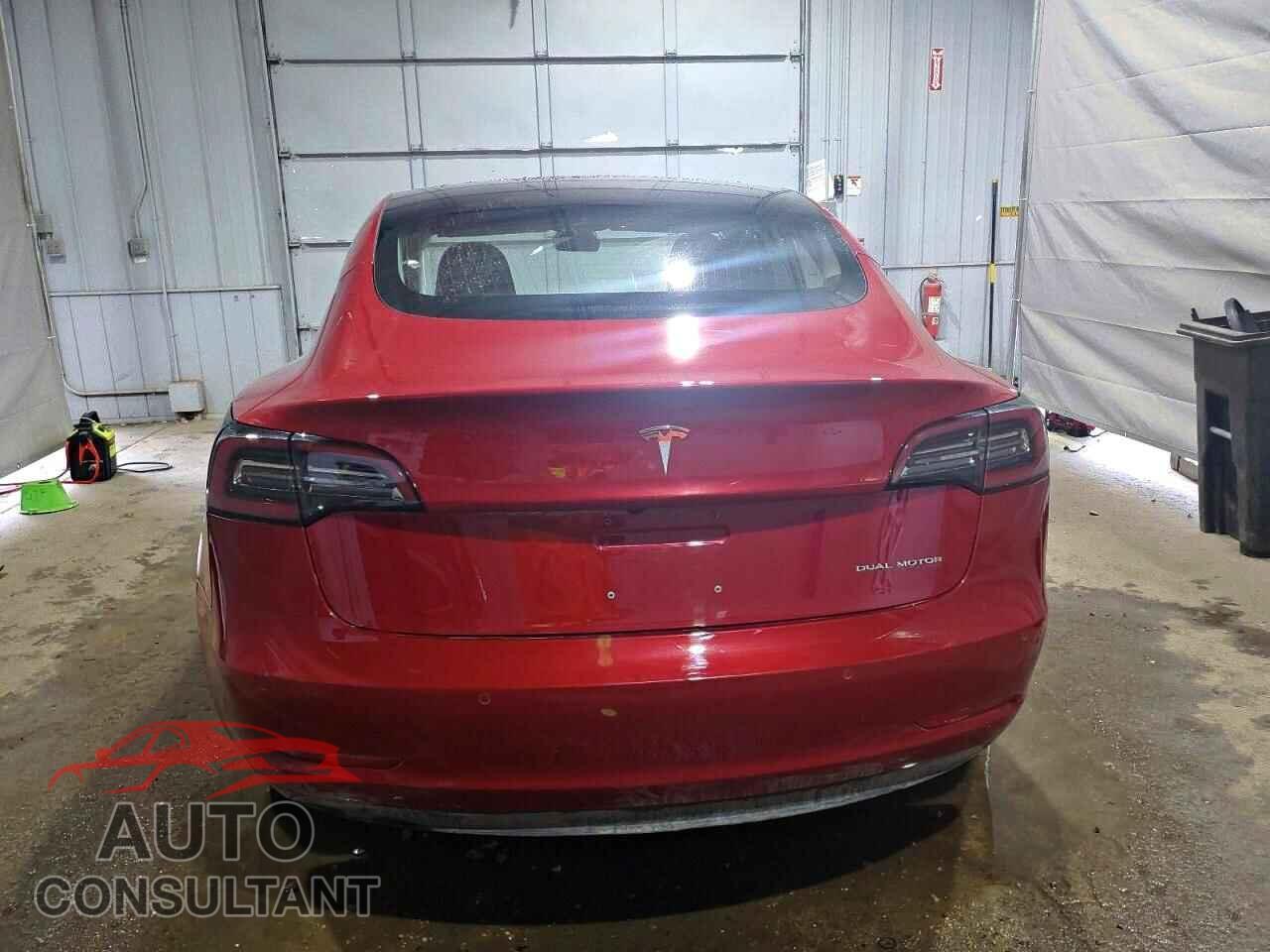 TESLA MODEL 3 2018 - 5YJ3E1EB3JF133367