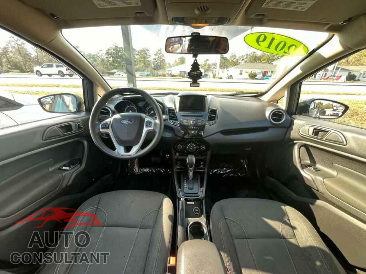 FORD FIESTA 2019 - 3FADP4EJXKM106399
