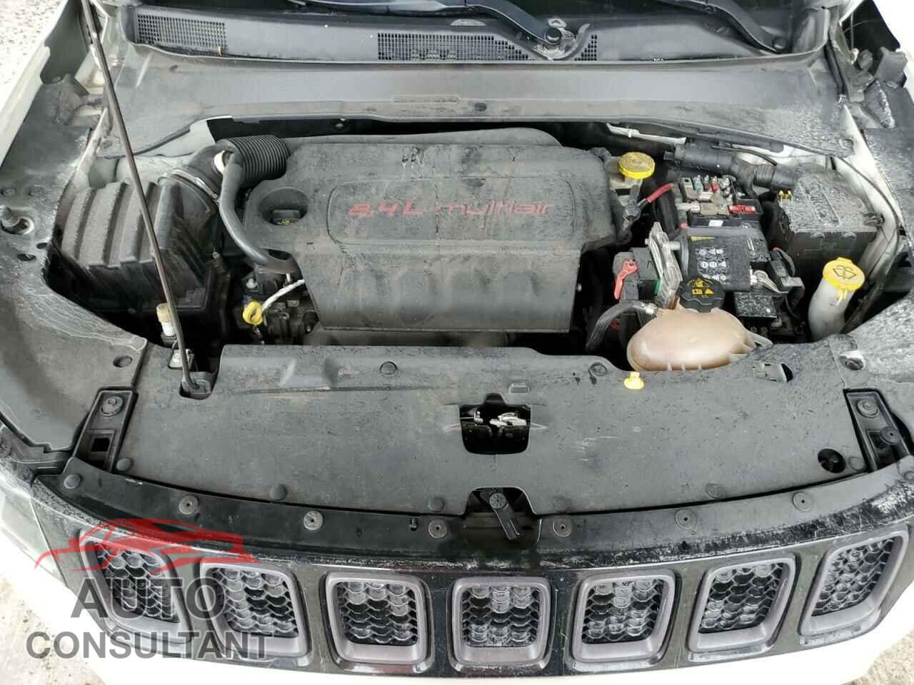 JEEP COMPASS 2019 - 3C4NJDDB8KT722005