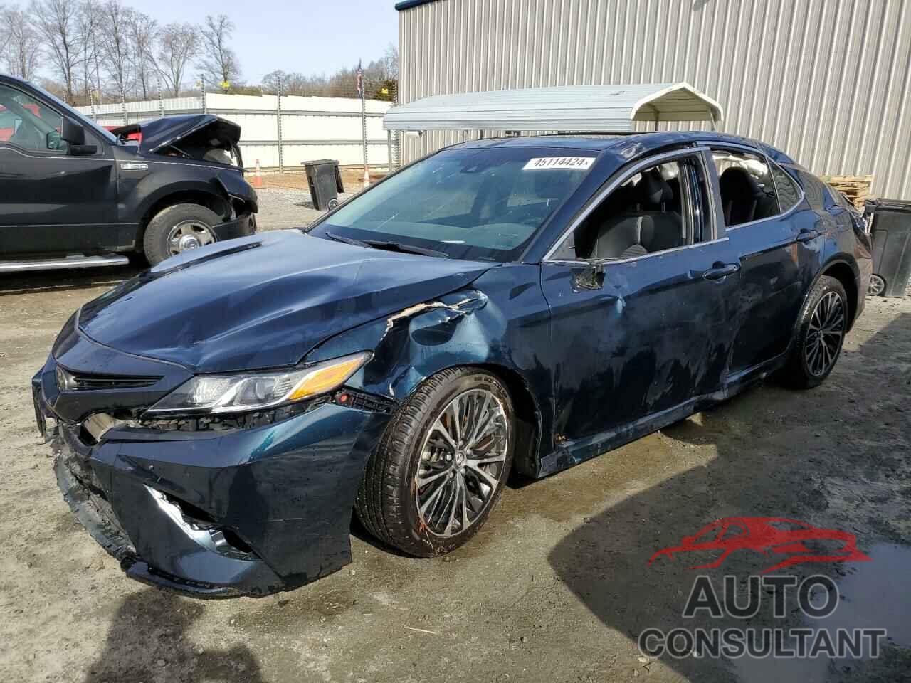 TOYOTA CAMRY 2018 - 4T1B11HK7JU506562