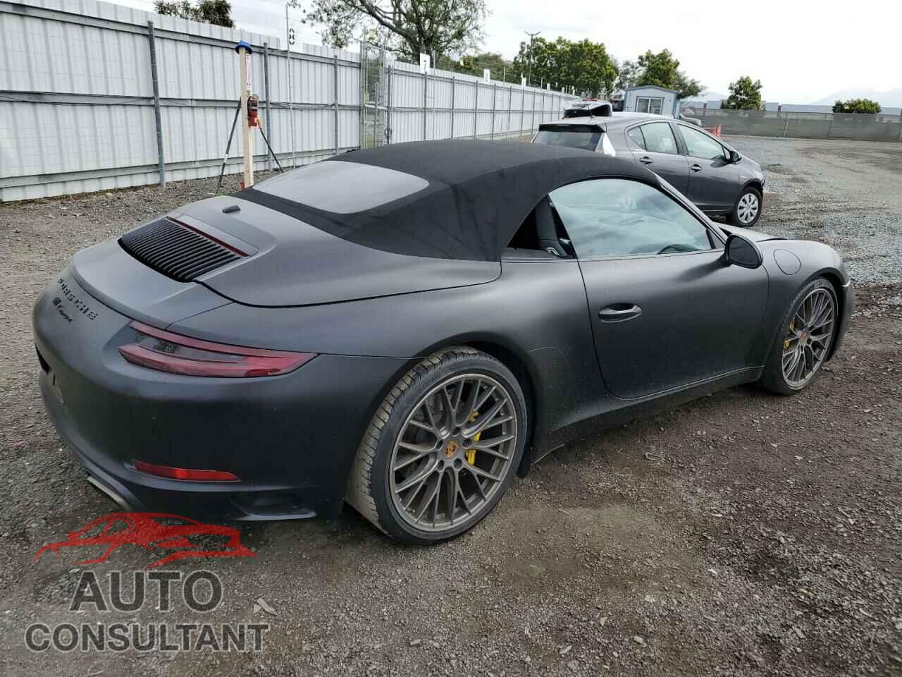 PORSCHE 911 2017 - WP0CA2A94HS141107