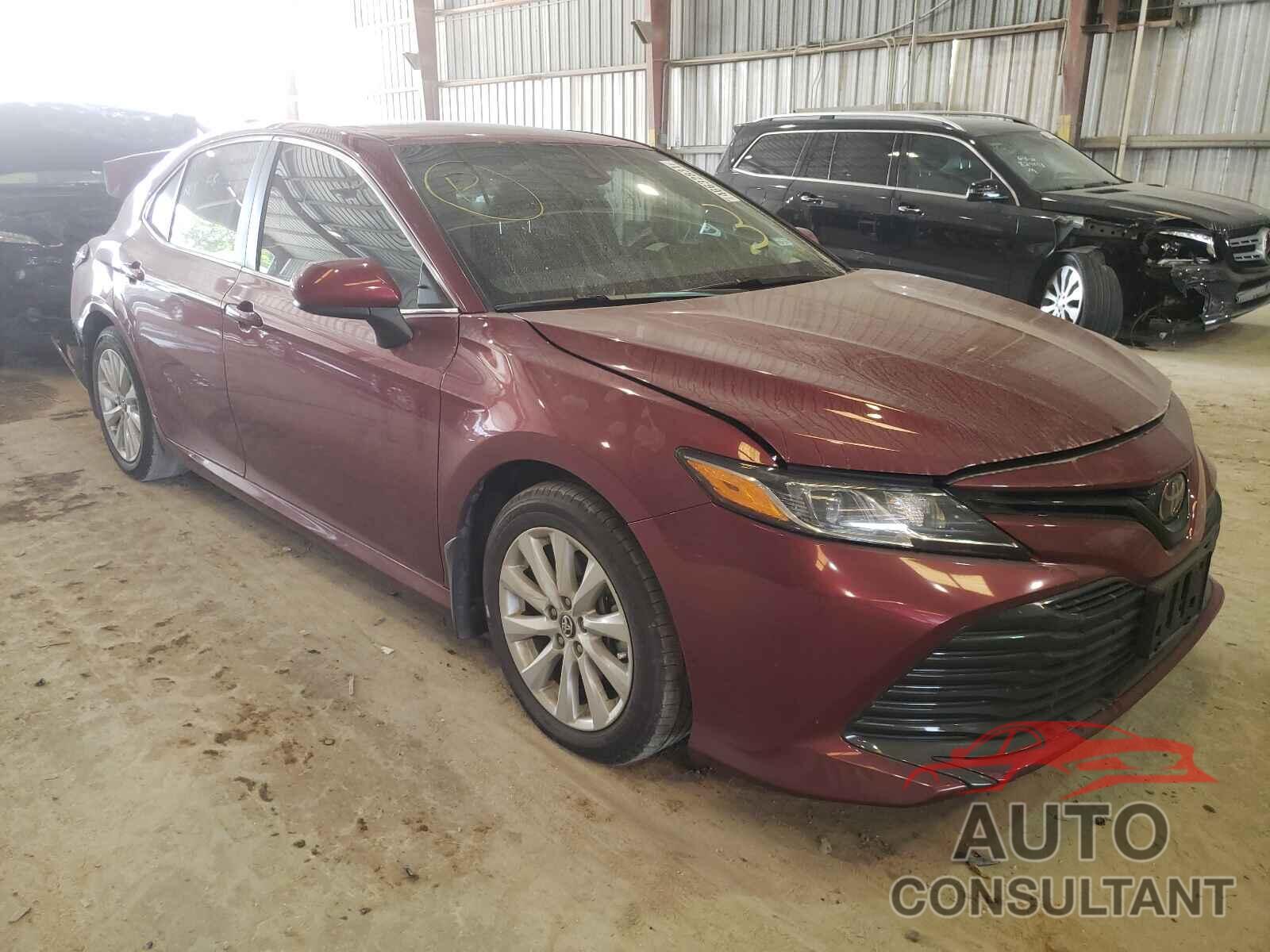 TOYOTA CAMRY 2018 - 4T1B11HK7JU576918