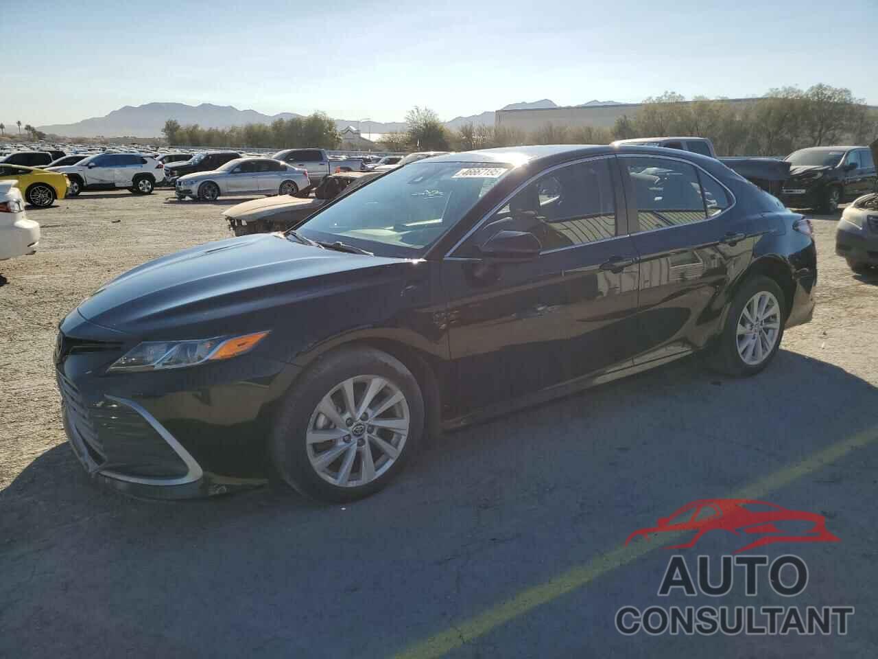 TOYOTA CAMRY 2022 - 4T1C11AK8NU624012