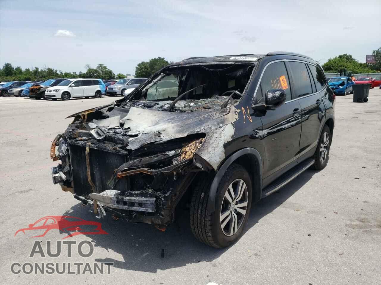 HONDA PILOT 2017 - 5FNYF5H79HB003573