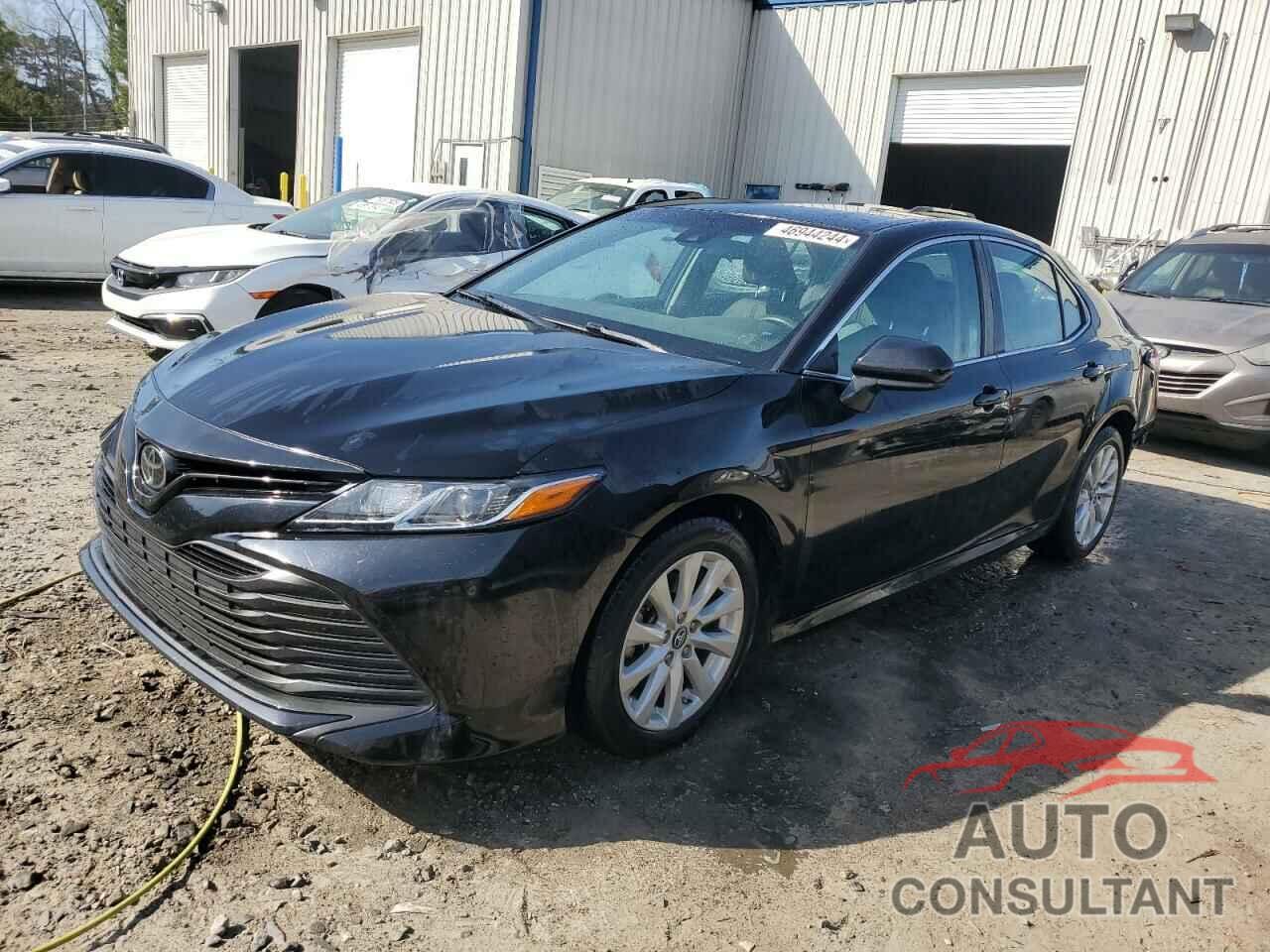 TOYOTA CAMRY 2018 - 4T1B11HK6JU675598