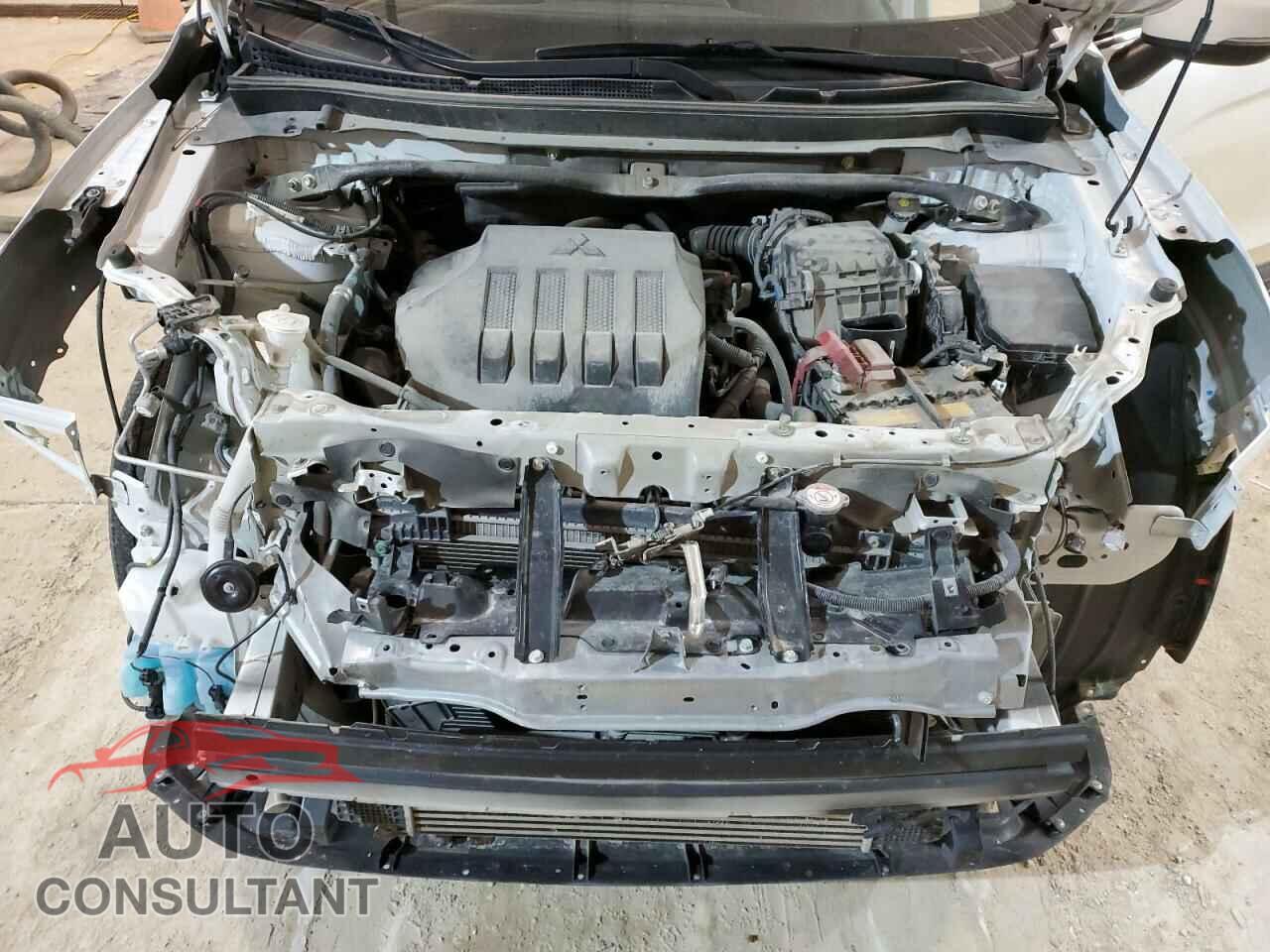 MITSUBISHI ECLIPSE 2019 - JA4AT3AA5KZ018880