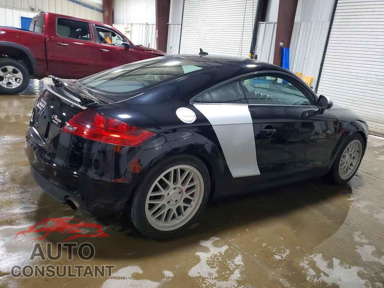 AUDI TT 2012 - TRUBFAFKXC1005331