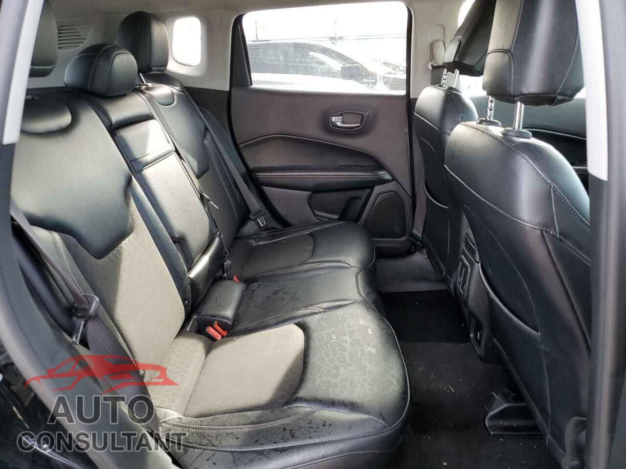 JEEP COMPASS 2017 - 3C4NJDBB7HT672323