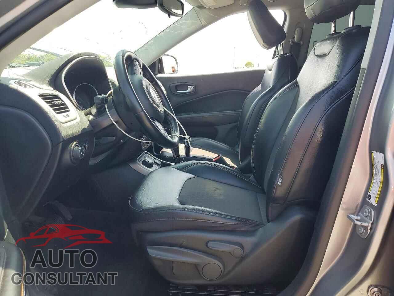 JEEP COMPASS 2020 - 3C4NJDBB8LT155167