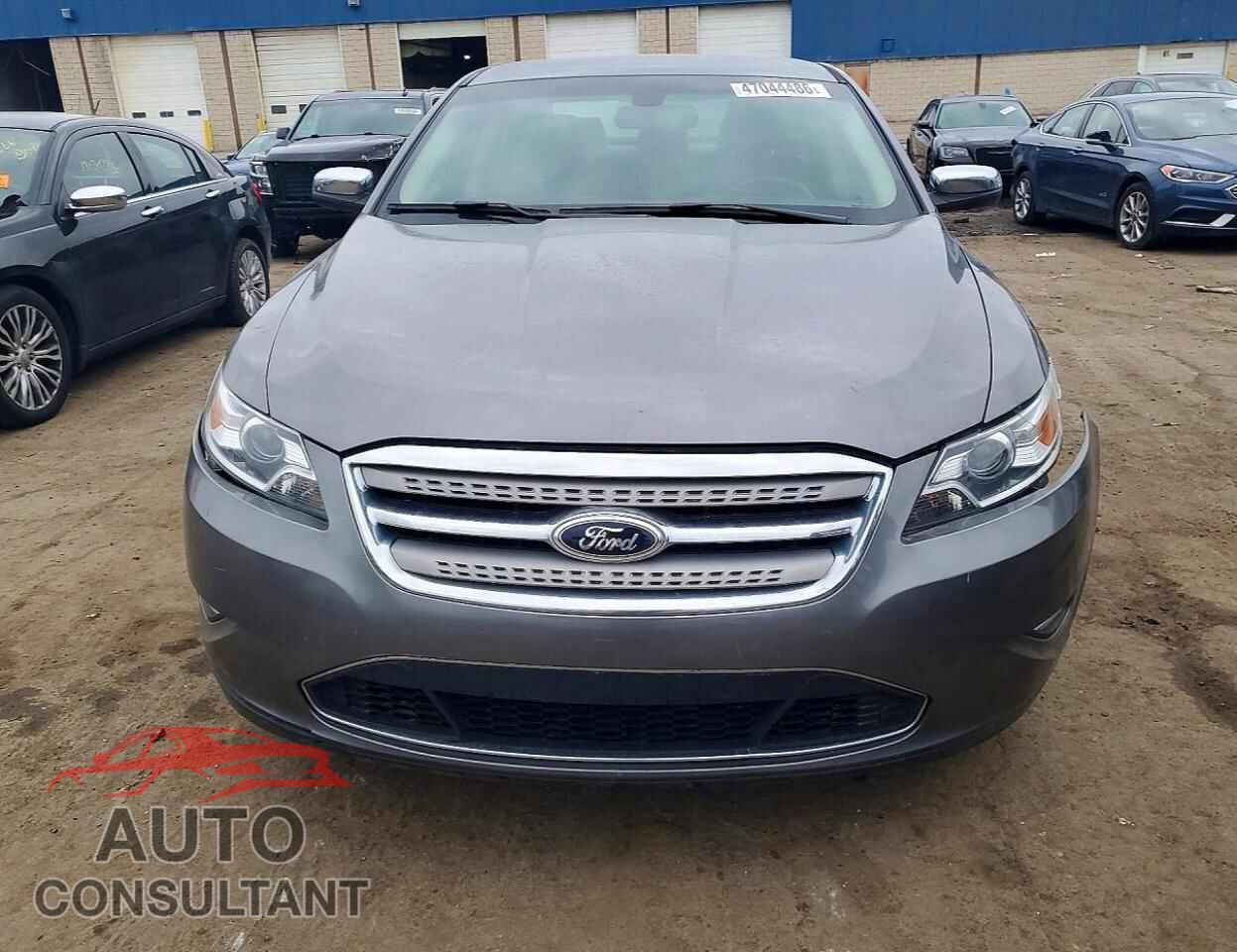 FORD TAURUS 2012 - 1FAHP2FW8CG107708