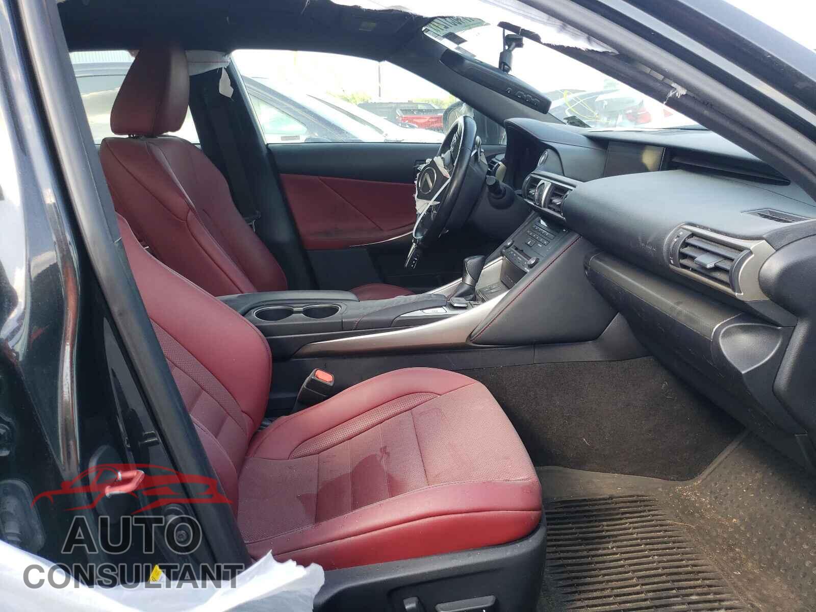 LEXUS IS 2017 - JTHCM1D25H5023810