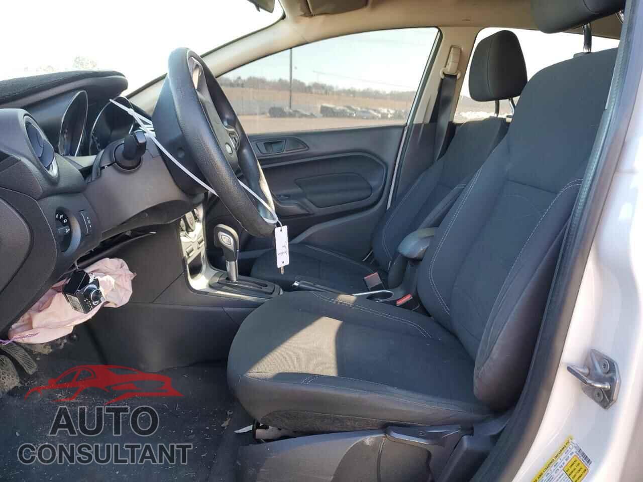FORD FIESTA 2019 - 3FADP4EJ7KM155477