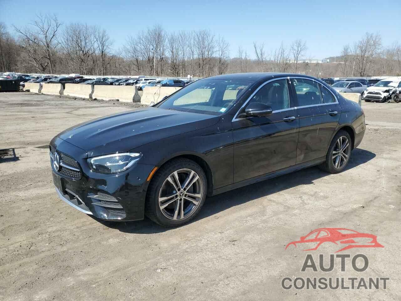 MERCEDES-BENZ E-CLASS 2022 - W1KZF8EB2NB052455