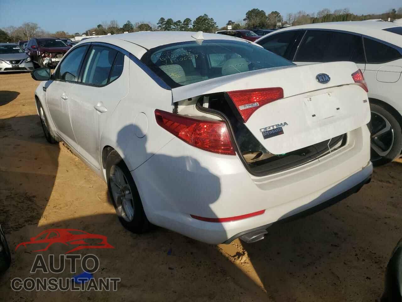 KIA OPTIMA 2011 - KNAGM4A75B5120689