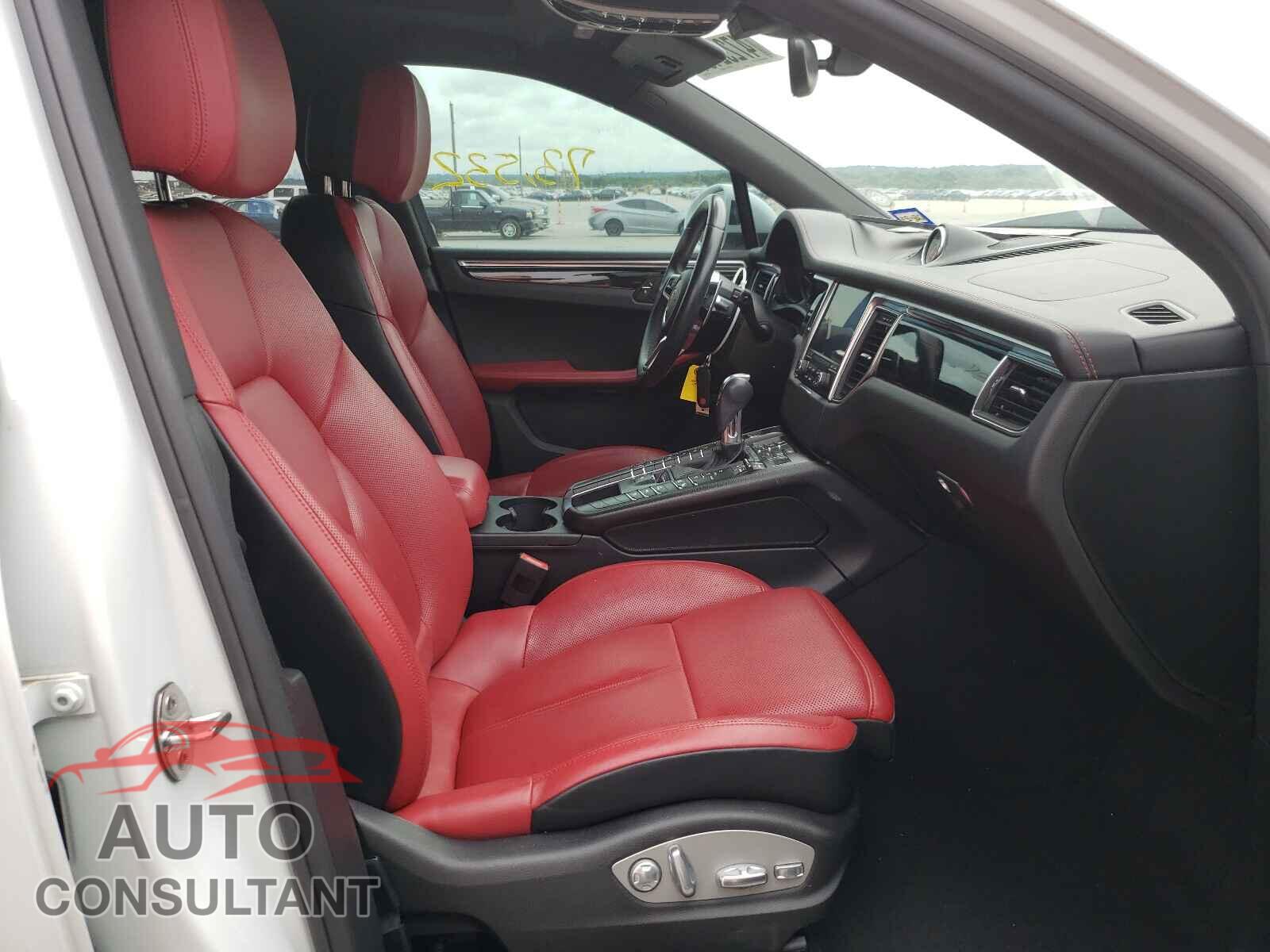 PORSCHE MACAN 2017 - WP1AA2A56HLB83050