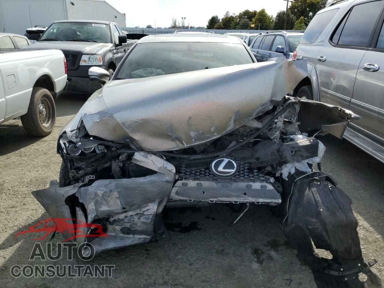 LEXUS IS 2015 - JTHBE1D2XF5017734