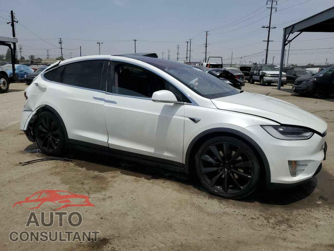 TESLA MODEL X 2017 - 5YJXCAE26HF079421