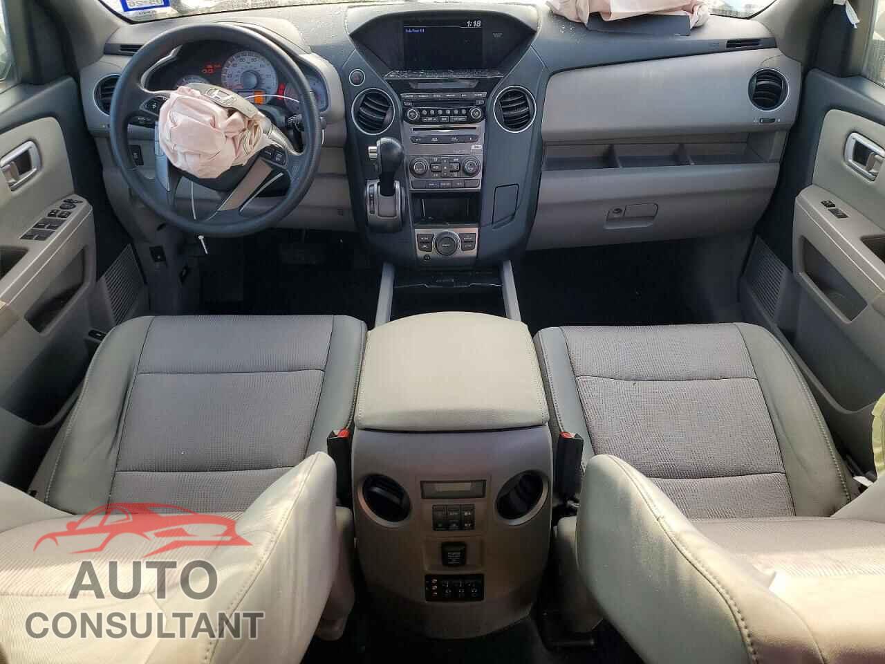 HONDA PILOT 2015 - 5FNYF3H32FB026899
