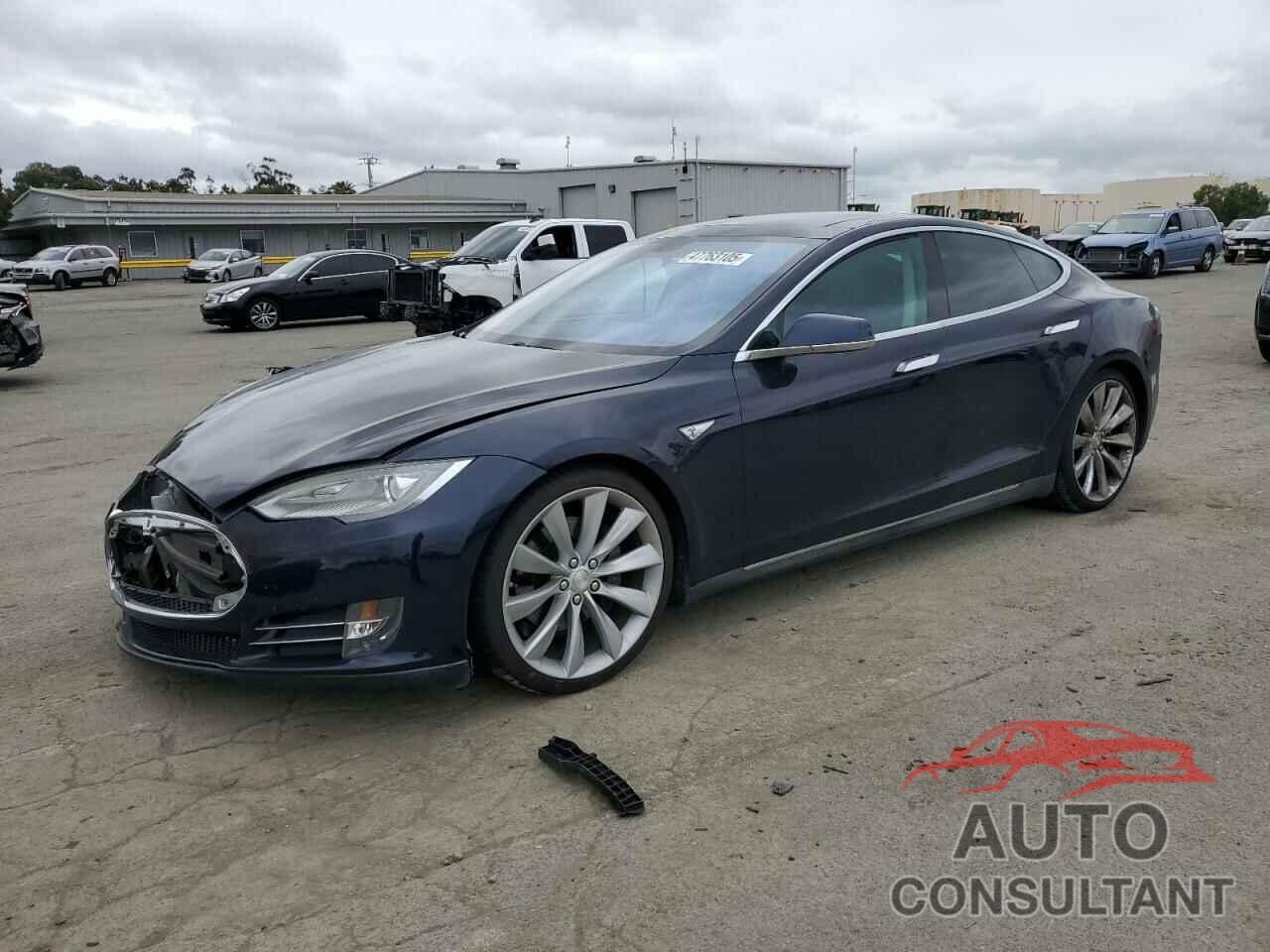 TESLA MODEL S 2013 - 5YJSA1DG2DFP04694