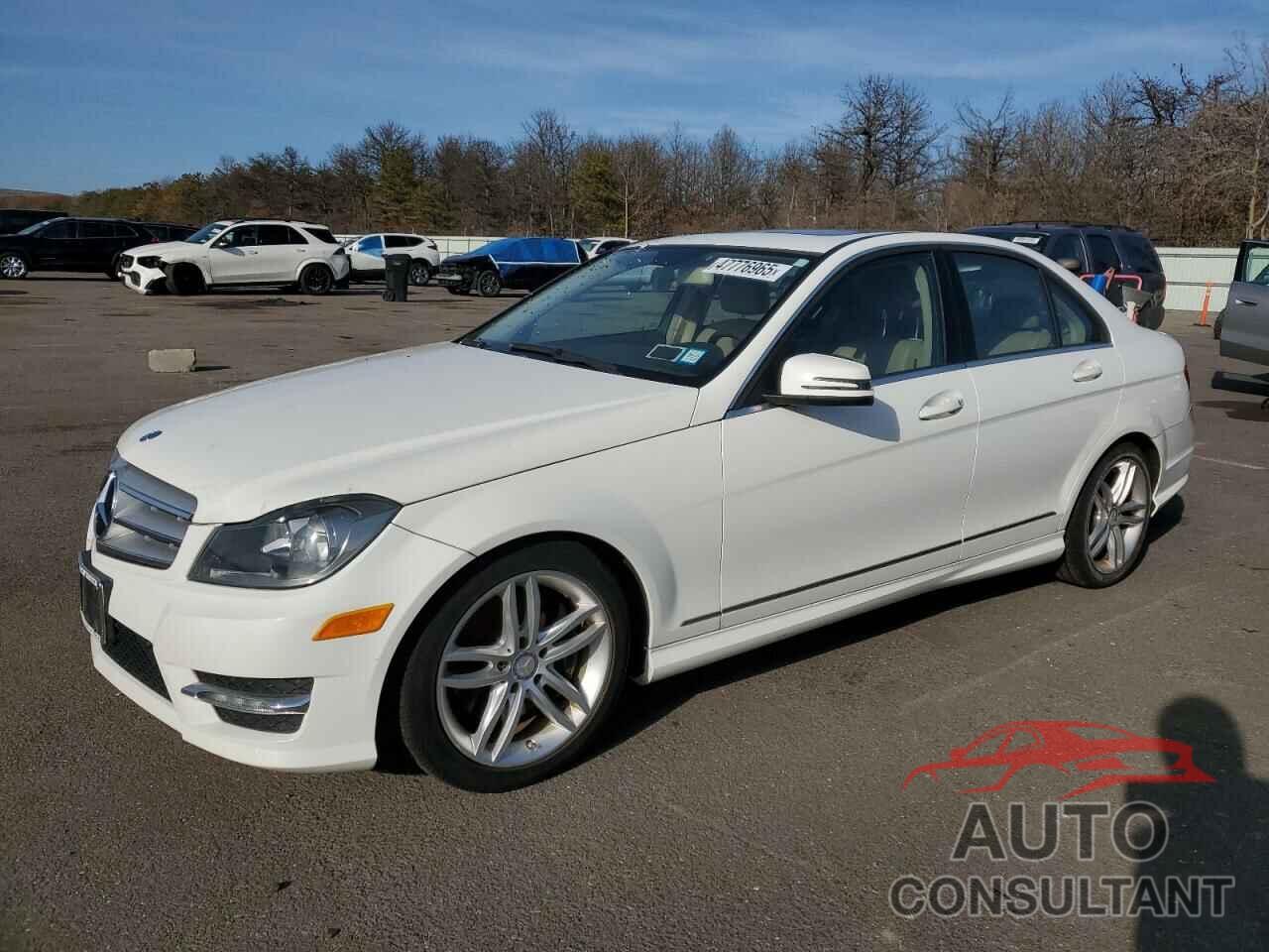 MERCEDES-BENZ C-CLASS 2013 - WDDGF8AB7DR249222
