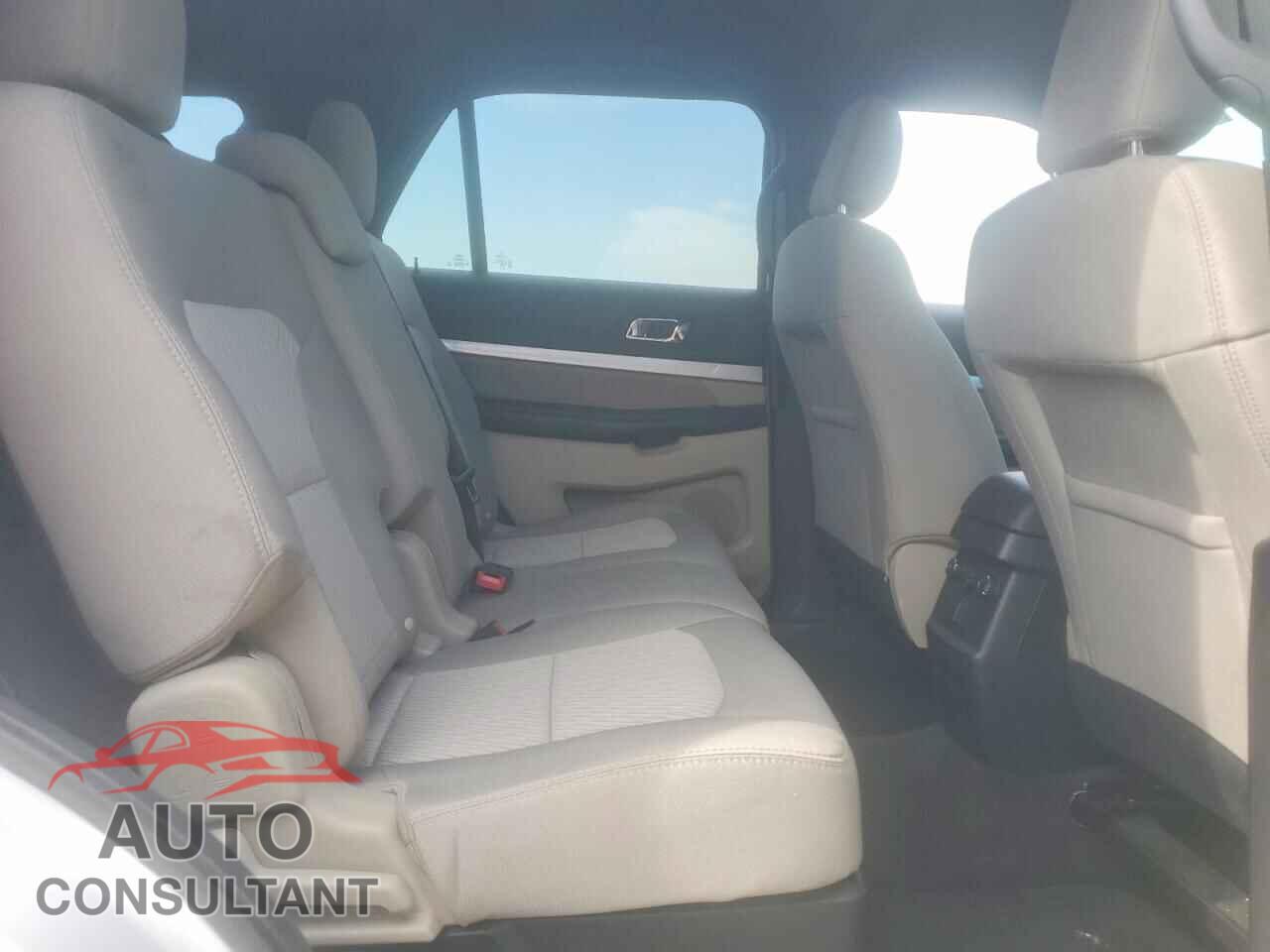 FORD EXPLORER 2018 - 1FM5K7B80JGB08070