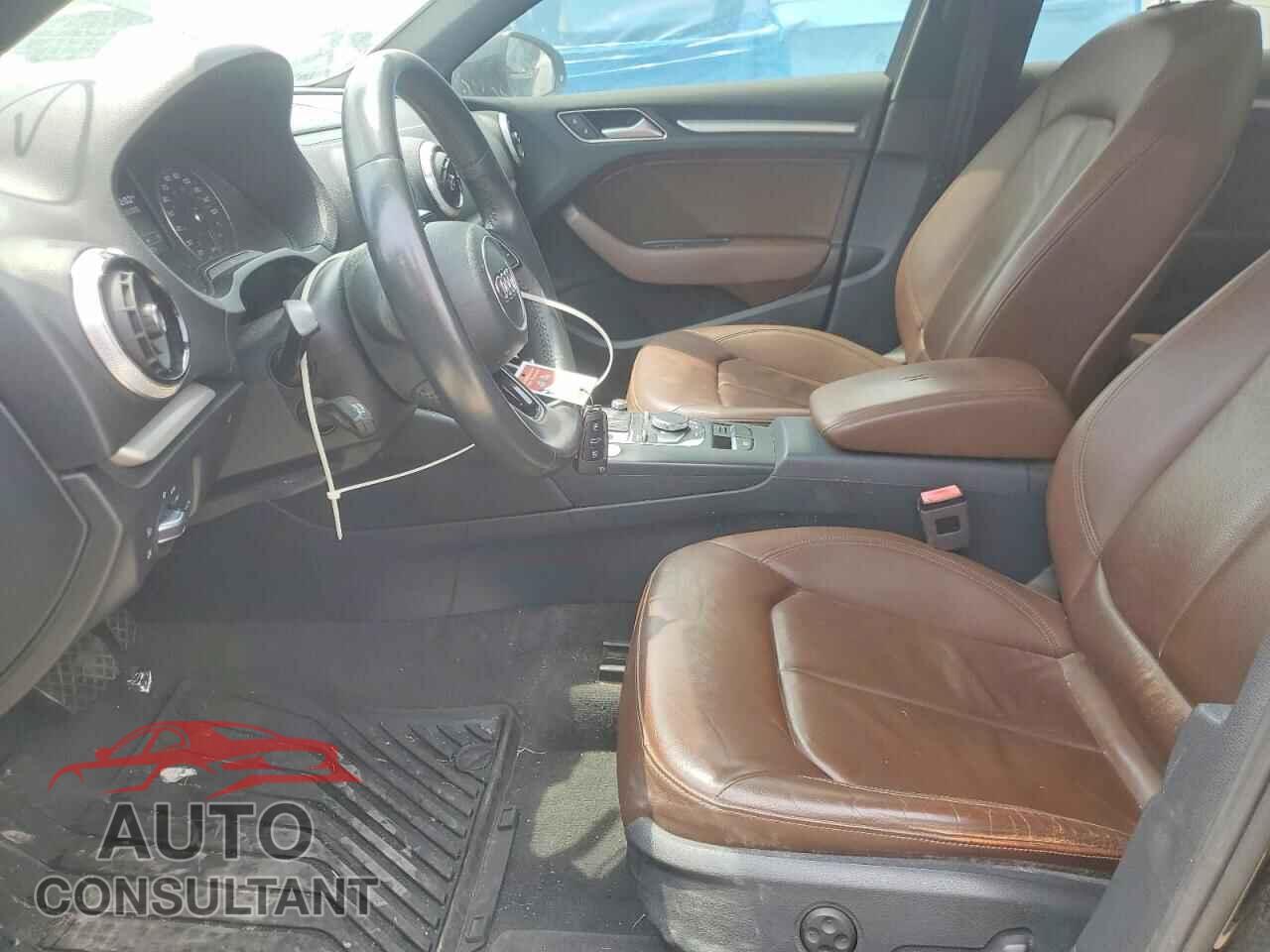 AUDI A3 2019 - WAUAUGFF7KA085118