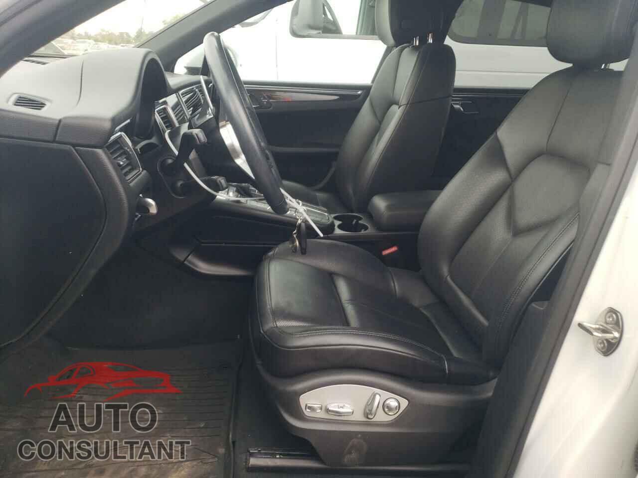 PORSCHE MACAN 2018 - WP1AA2A55JLB05039
