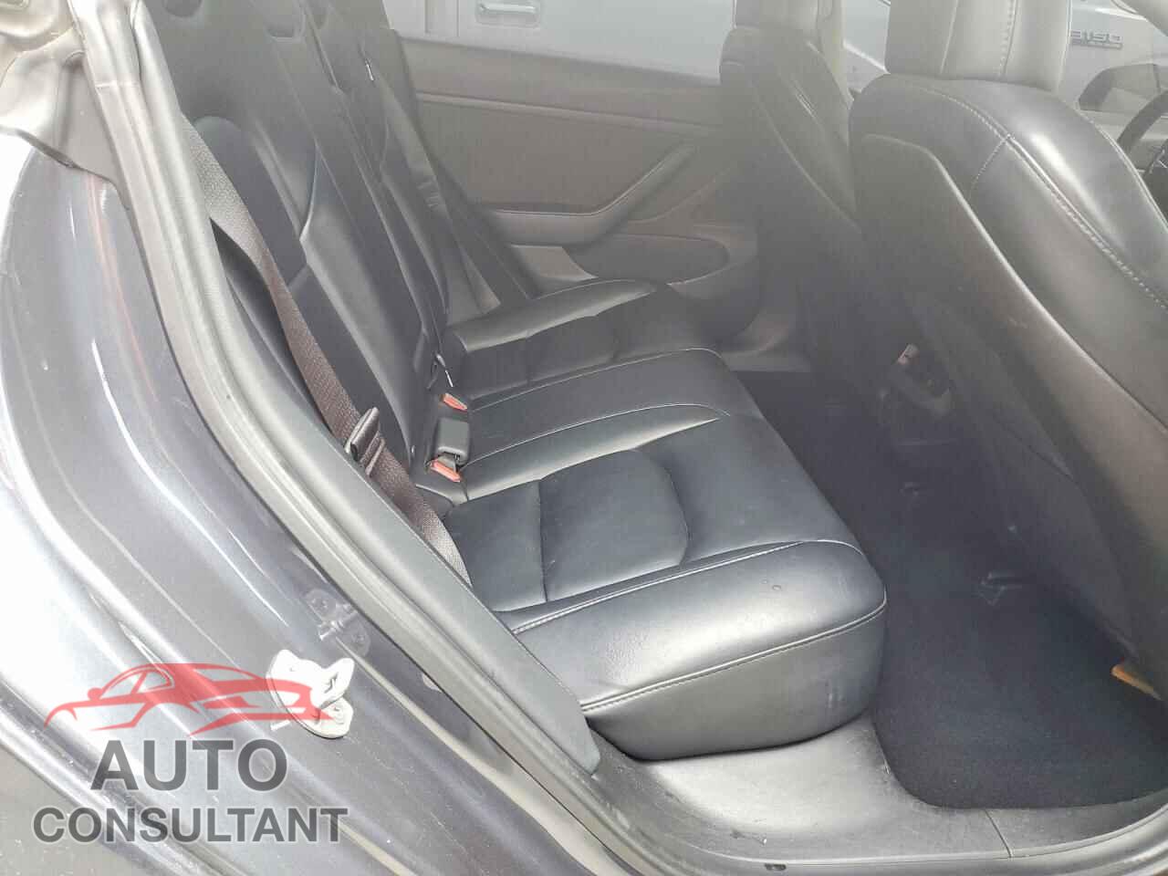 TESLA MODEL 3 2020 - 5YJ3E1EC7LF733742
