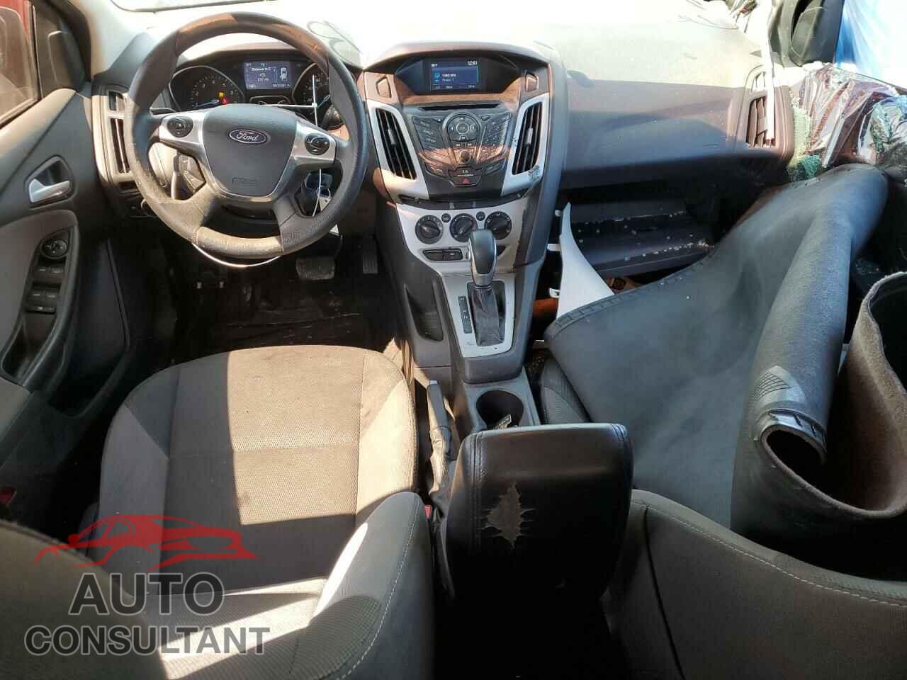 FORD FOCUS 2014 - 1FADP3F24EL435509