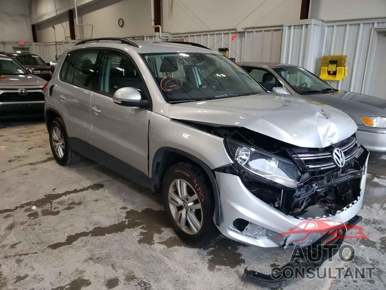 VOLKSWAGEN TIGUAN 2016 - WVGBV7AX1GW595572