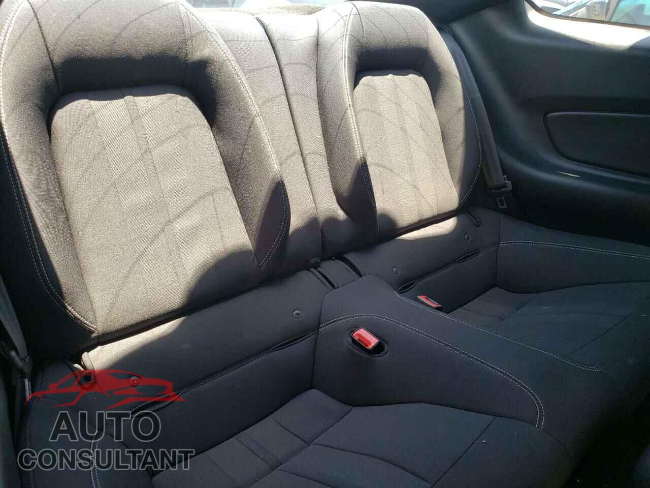 FORD MUSTANG 2019 - 1FA6P8TH2K5114793